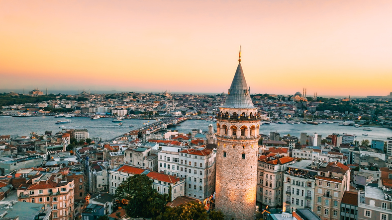Ofisimiz danışmanlık ve uyuşmazlıkların çözümü konularında müvekkillerine karşı güvenilir bir çözüm ortağı olup, müvekkillerine güncel düzenlemeler ışığında tam kapsamlı hukuki danışmanlık ve avukatlık hizmetlerini sunmaktadır.